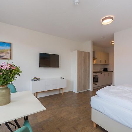 Luxurious Studio For 2 People A 1 Minute Walk From The Beach Of Zoutelande Eksteriør bilde