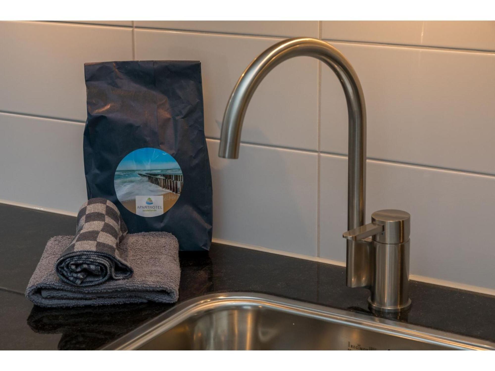 Luxurious Studio For 2 People A 1 Minute Walk From The Beach Of Zoutelande Eksteriør bilde