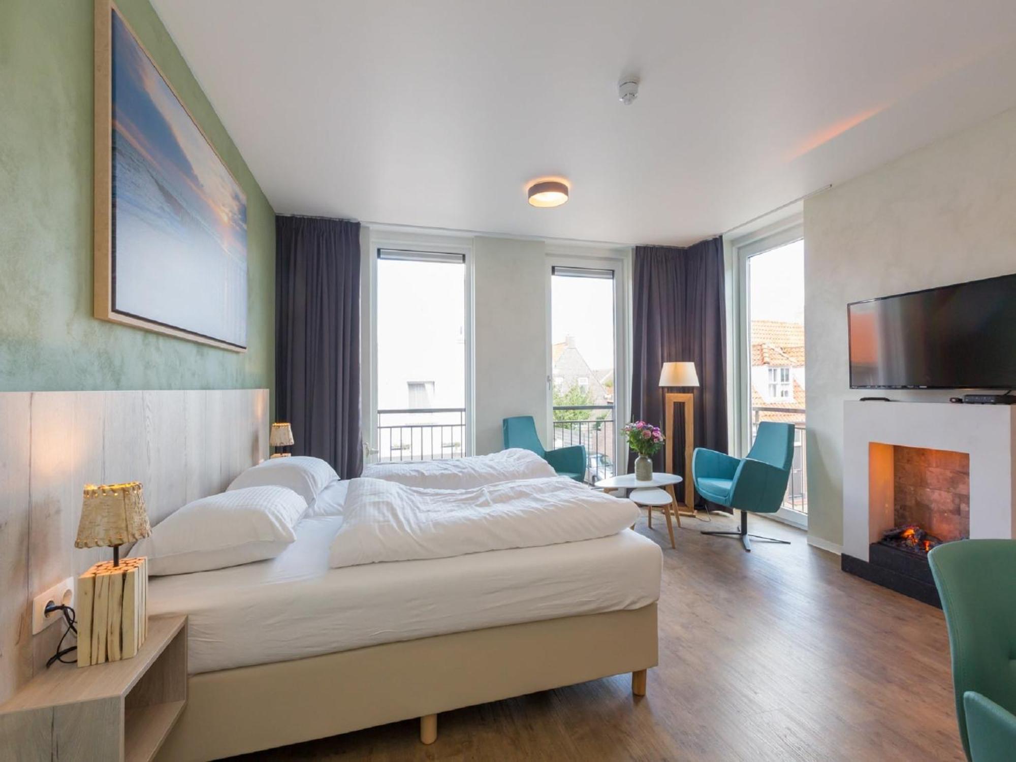 Luxurious Studio For 2 People A 1 Minute Walk From The Beach Of Zoutelande Eksteriør bilde